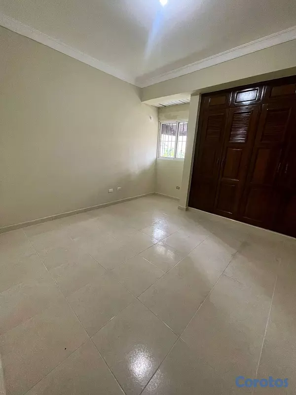 apartamentos - 3er nivel con ascensor en urb.Real 7