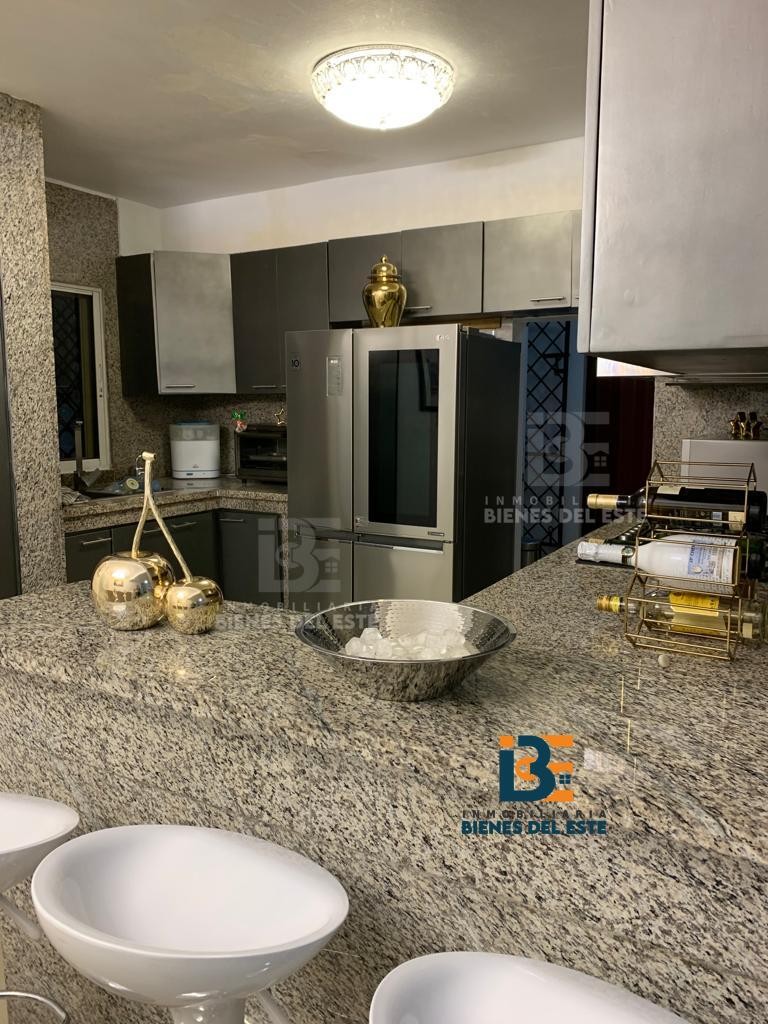 casas - Vendo Casa de 2 Niveles con Cinco Habitacione y Finos Detalles  5