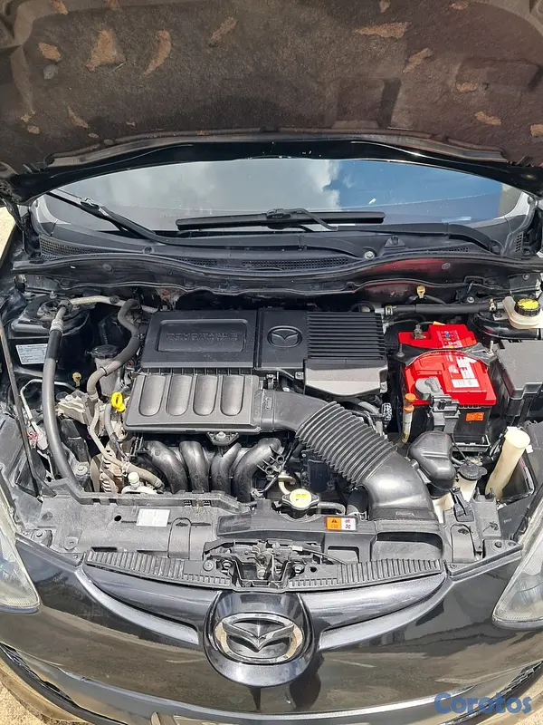 carros - Mazda 2 touring 2014 Americano. 3