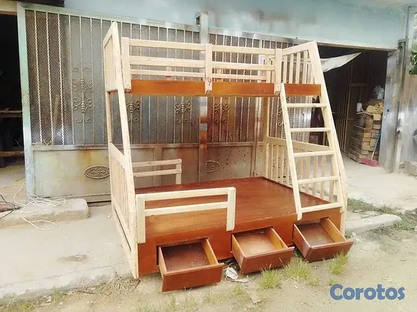 muebles y colchones - Camarote de dos niveles con gavetas color caoba  3