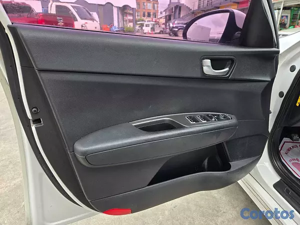 carros - KIA K5 2019 BLANCO  10