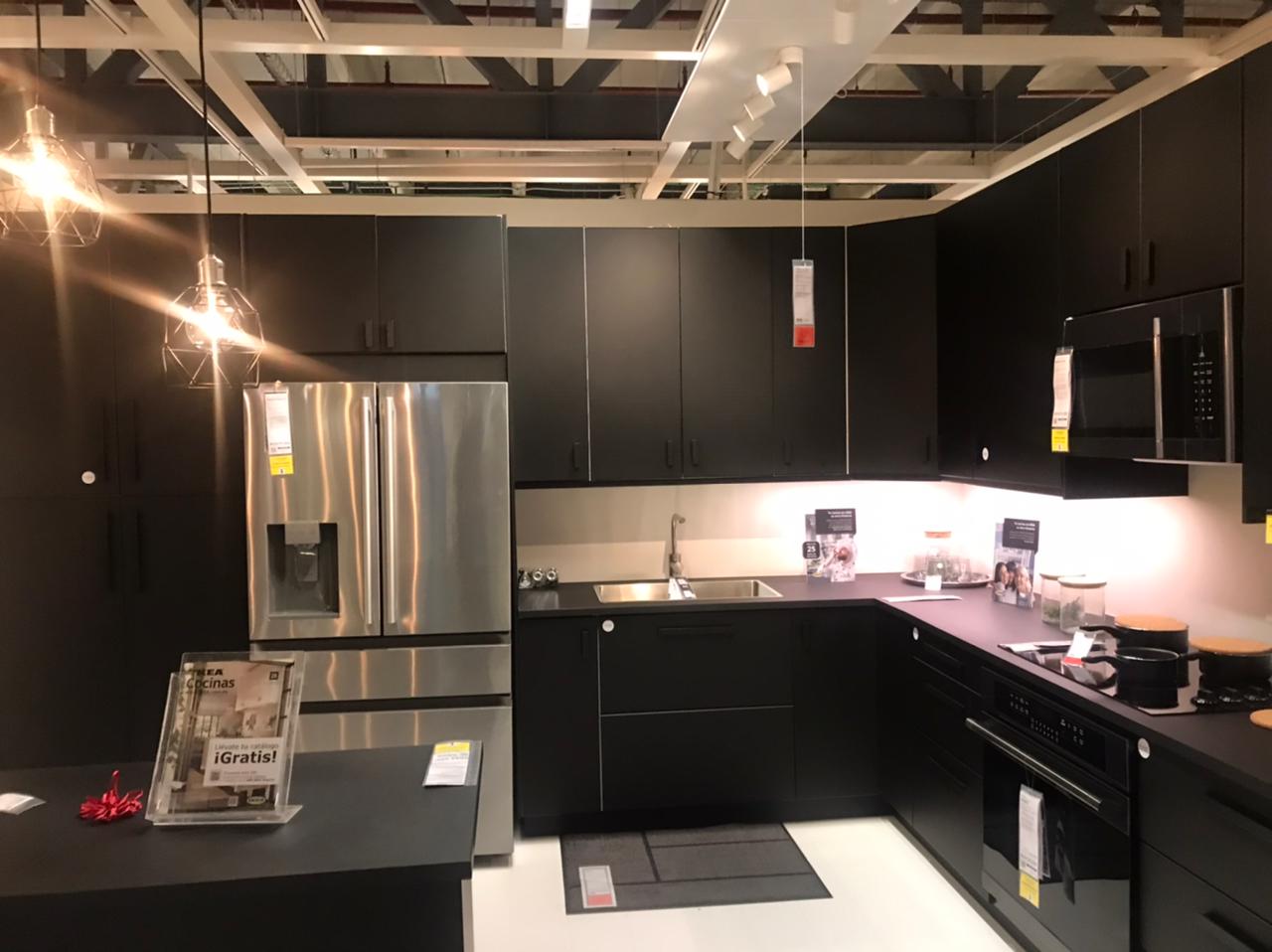 muebles y colchones - Cocina modenoa en negro 