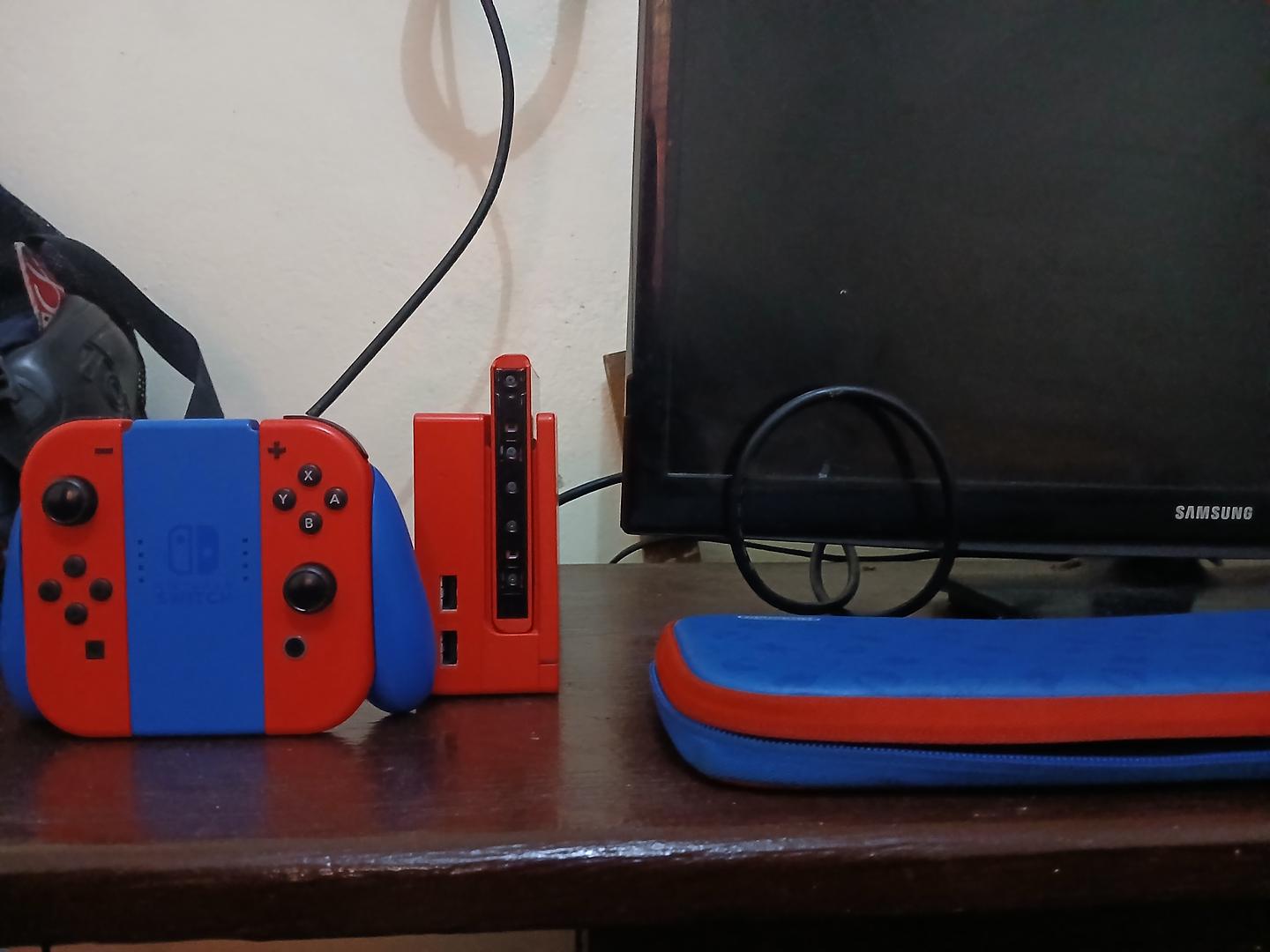 consolas y videojuegos - Nintendo switch de edición especial Mario  4