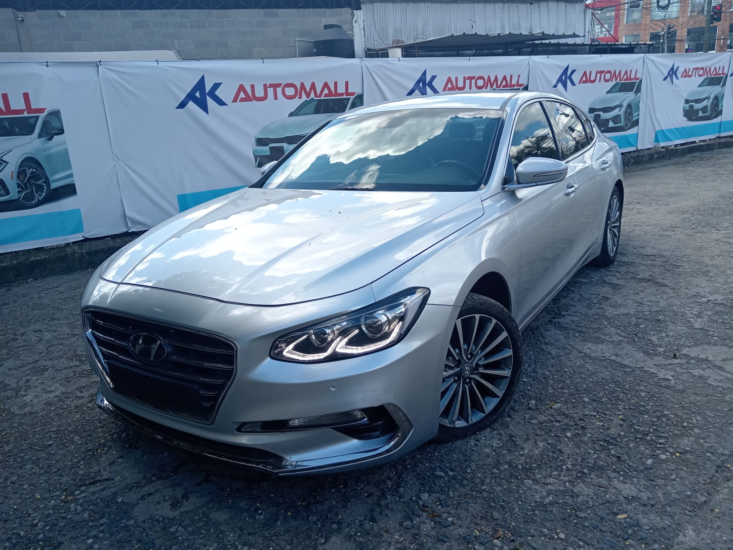 carros - HYUNDAI GRANDEUR 2018 GRIS 0