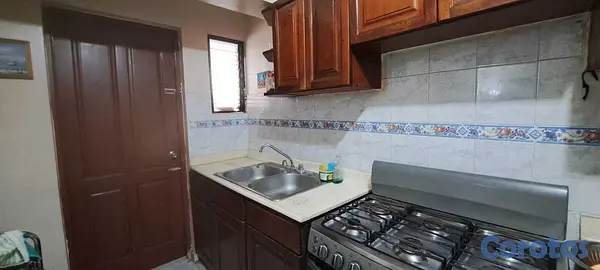 apartamentos - Apartamento Clásico de 3H en Venta, La Feria 8