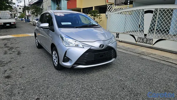 carros - Toyota vitz 2020 nuevo 5