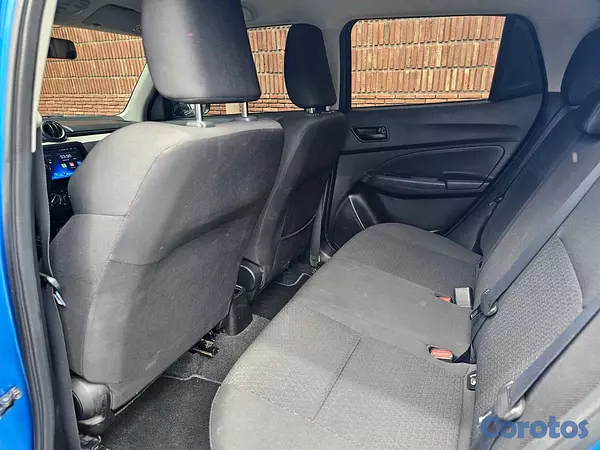 carros - Suzuki Swift oportunidad 13