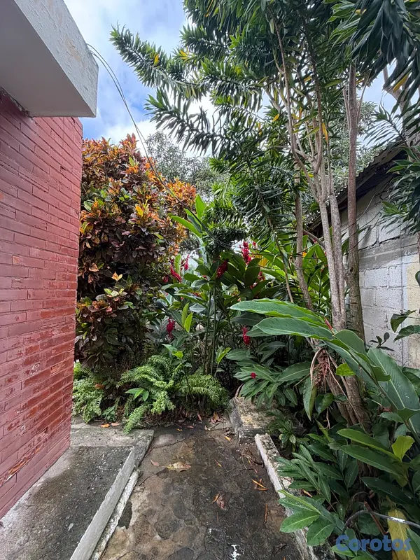 solares y terrenos - Excelente inversión Casa + Terreno, 448,000 M2 .
En corredor turístico !  9