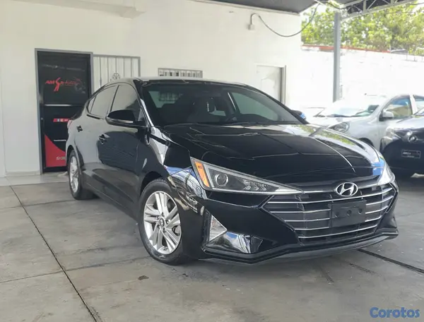 carros - HYUNDAI ELANTRA SEL 2019 RECIEN IMPORTADO 7