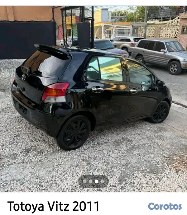 carros - Toyota Vitz   5