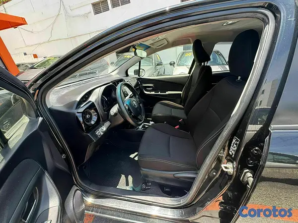 carros - Toyota Vitz 2019 5