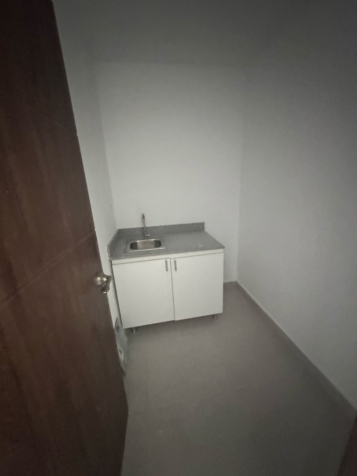 oficinas y locales comerciales - ALQUILO Piso 2 En La Julia de Oportunidad 3