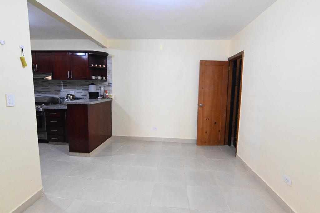 apartamentos - Residencial Las Palmeras esta ubicado en la Aut. De San Isidro después del Ole. 5