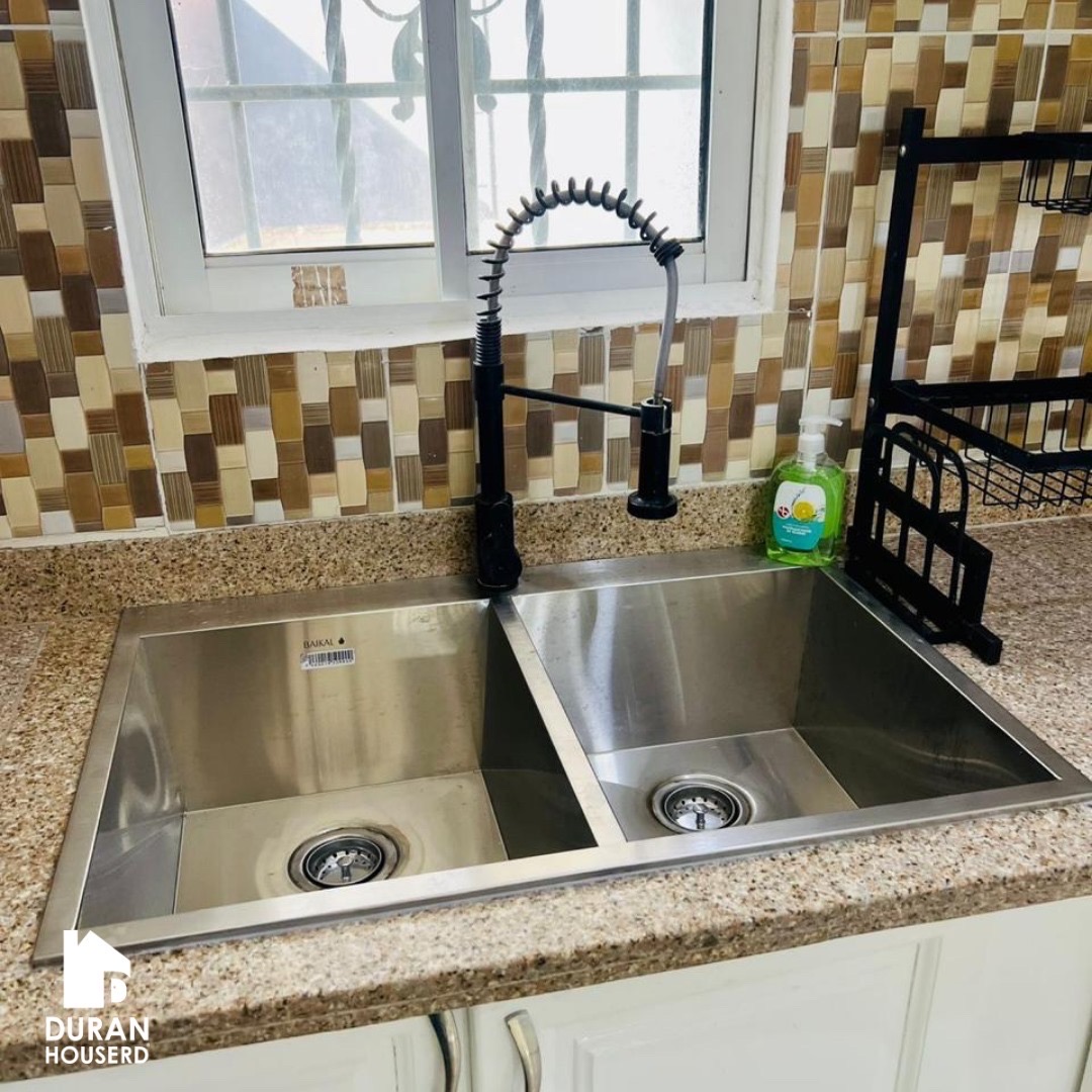 casas - venta de casa en la charles de Gaulle santo Domingo este  3