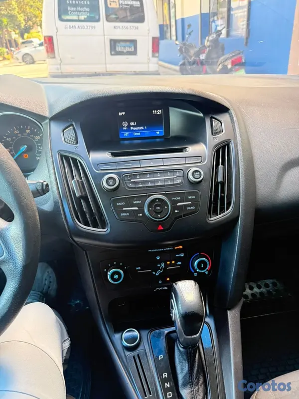 carros - Ford Focus Sport 2016 2