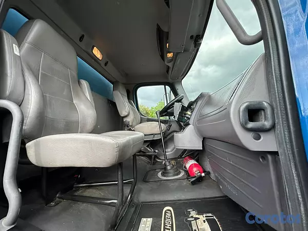 camiones y vehiculos pesados - FREIGHTLINER M2 106 2014 8