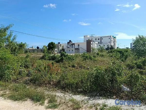 solares y terrenos - Terreno en venta en Veron Punta Cana 2