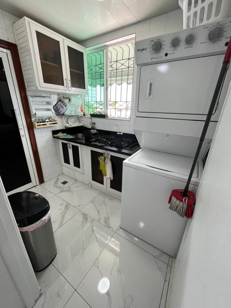 apartamentos - Vendo apartamento Ensanche nacoMetros.2323Hab, 2parqusd