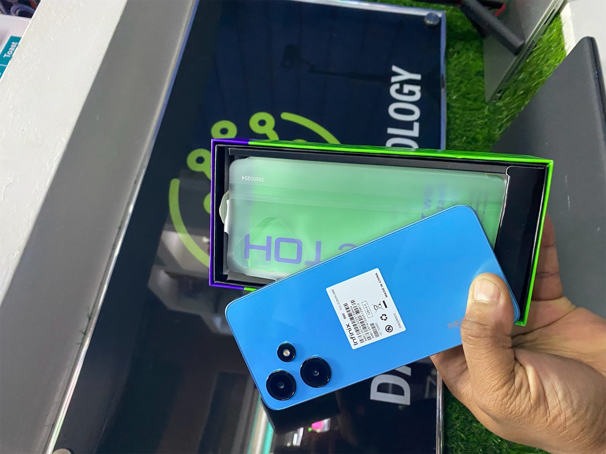 celulares y tabletas - infinix hot 🥵 30i dual sim 128GB  3