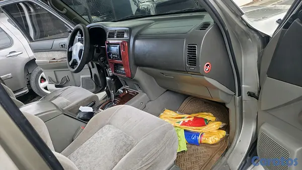 jeepetas y camionetas - Nissan patrol v6 2001 3