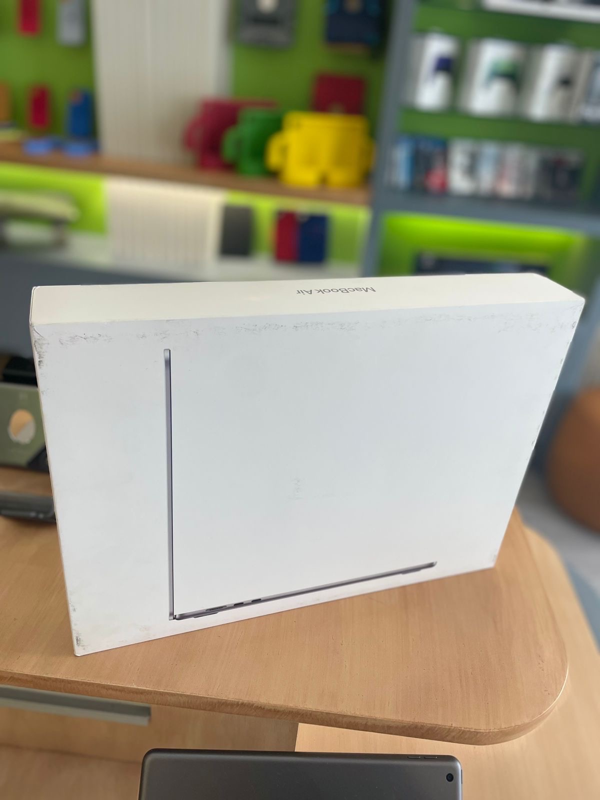 computadoras y laptops - MACBOOK AIR M3 15 PULGADA8Gb de ram 512Gb SSD 0