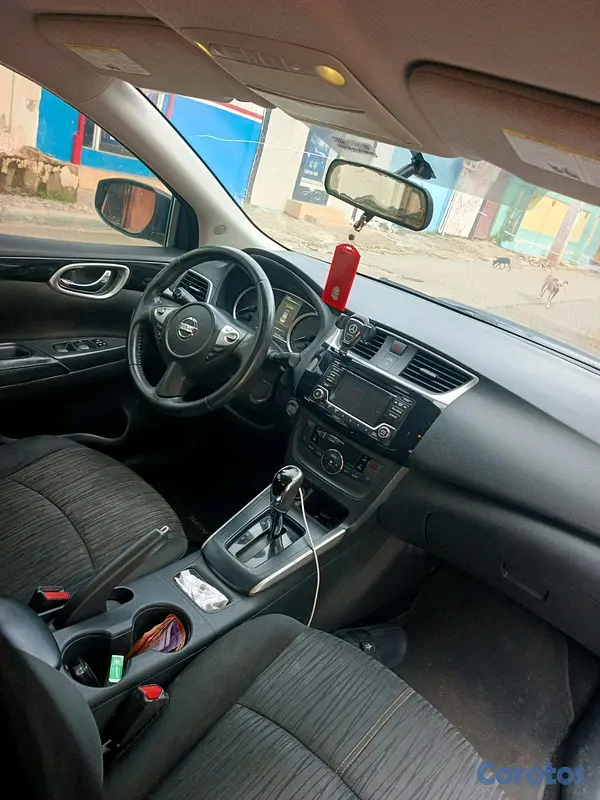 carros - Nissan Sentra 2018 como nuevo Nuevo poco uso  9