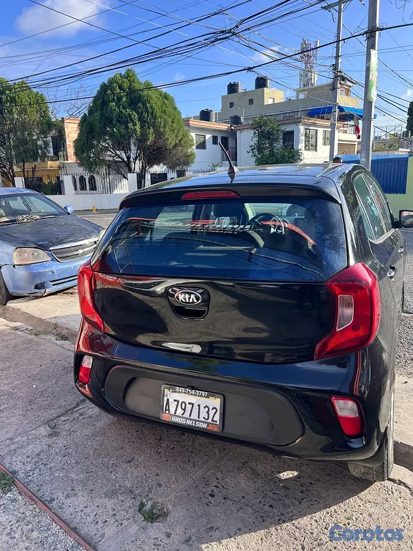 carros - Kia Picanto 2018 Como nuevo 4