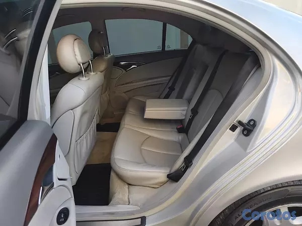 carros - Mercedes Benz Clase E 240 8