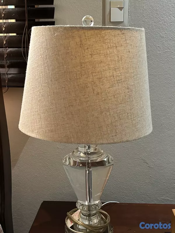 decoración y accesorios - Lámpara de Mesa base de cristal  2