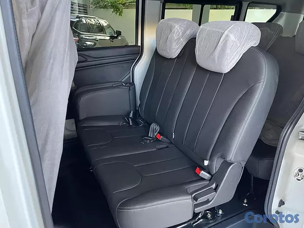 camiones y vehiculos pesados - KYC V7 14 Pasajeros  8