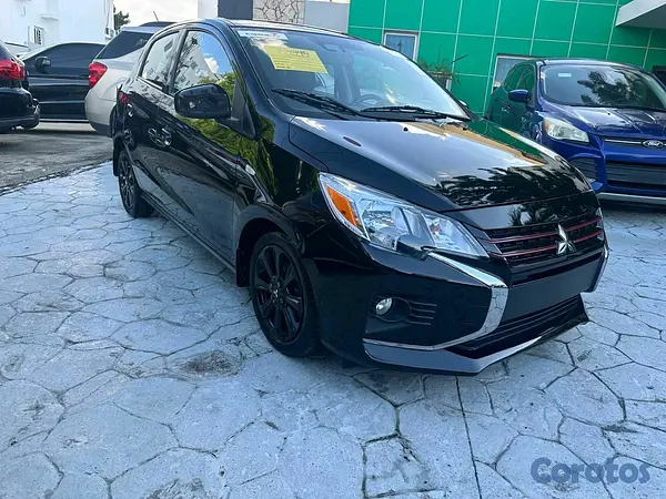carros - Mitsubishi mirage black edition 2022 710,000 4