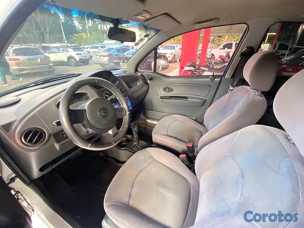 carros - Chevrolet spark 2010 6