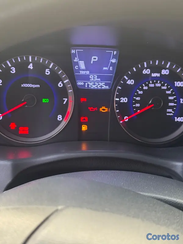 carros - Hyundai Accent  7