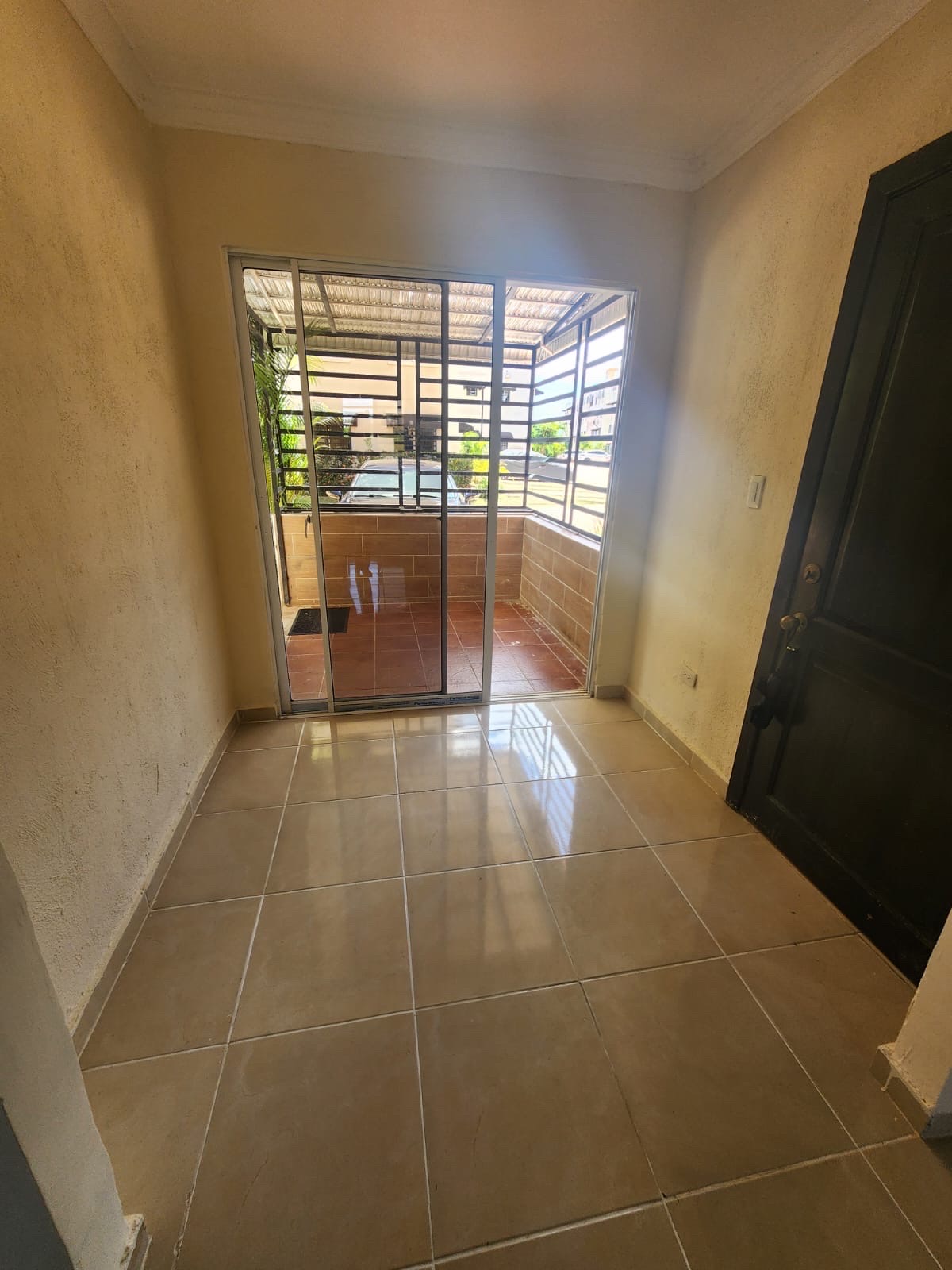 apartamentos - venta de apartamento en la autopista de san isidro Santo Domingo este  5