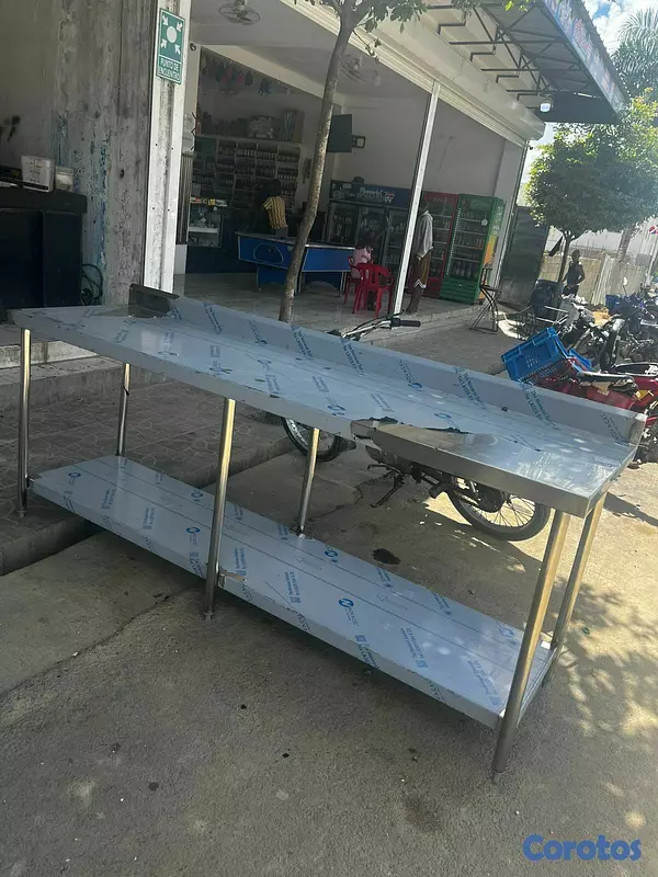 equipos profesionales - Mesa de Trabajo Acero Inoxidable calibre 16 2