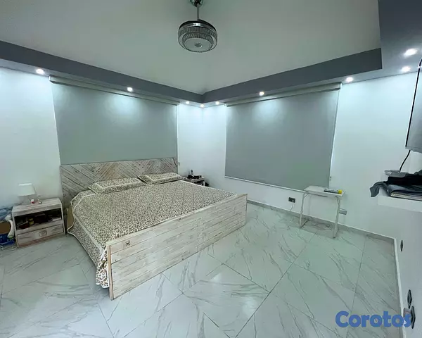 casas - Casa Moderna en Arroyo Hondo III con piscina  4