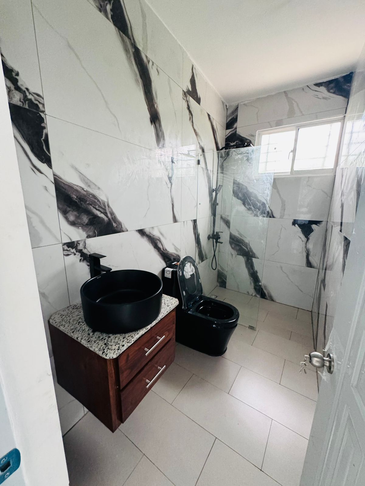 casas - CASA EN VENTA EN LA BARRANQUITA, SANTIAGO. 1
