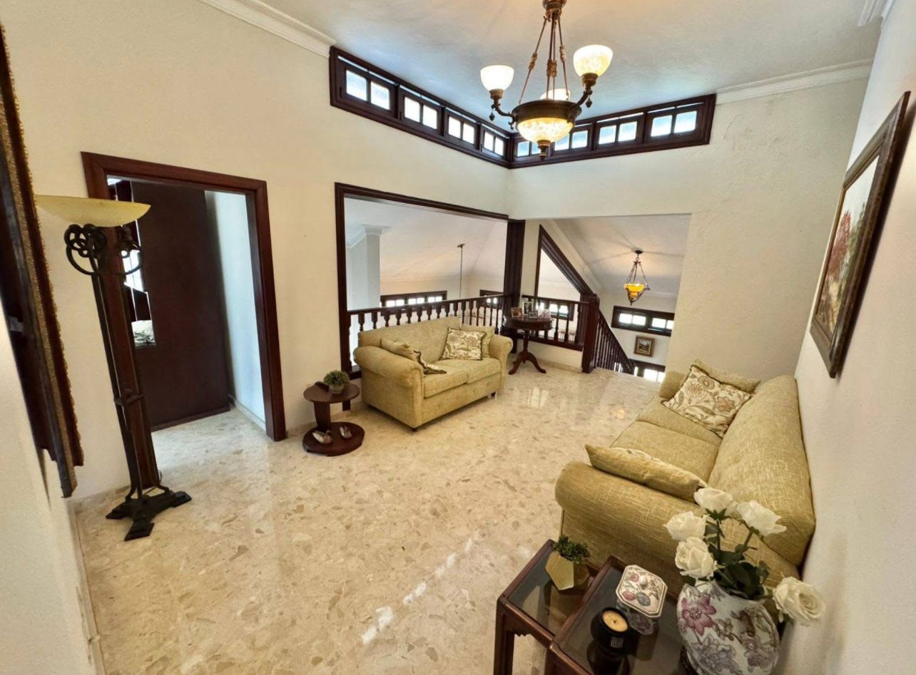 casas - Casa en Venta en las praderas con patio distrito N 1