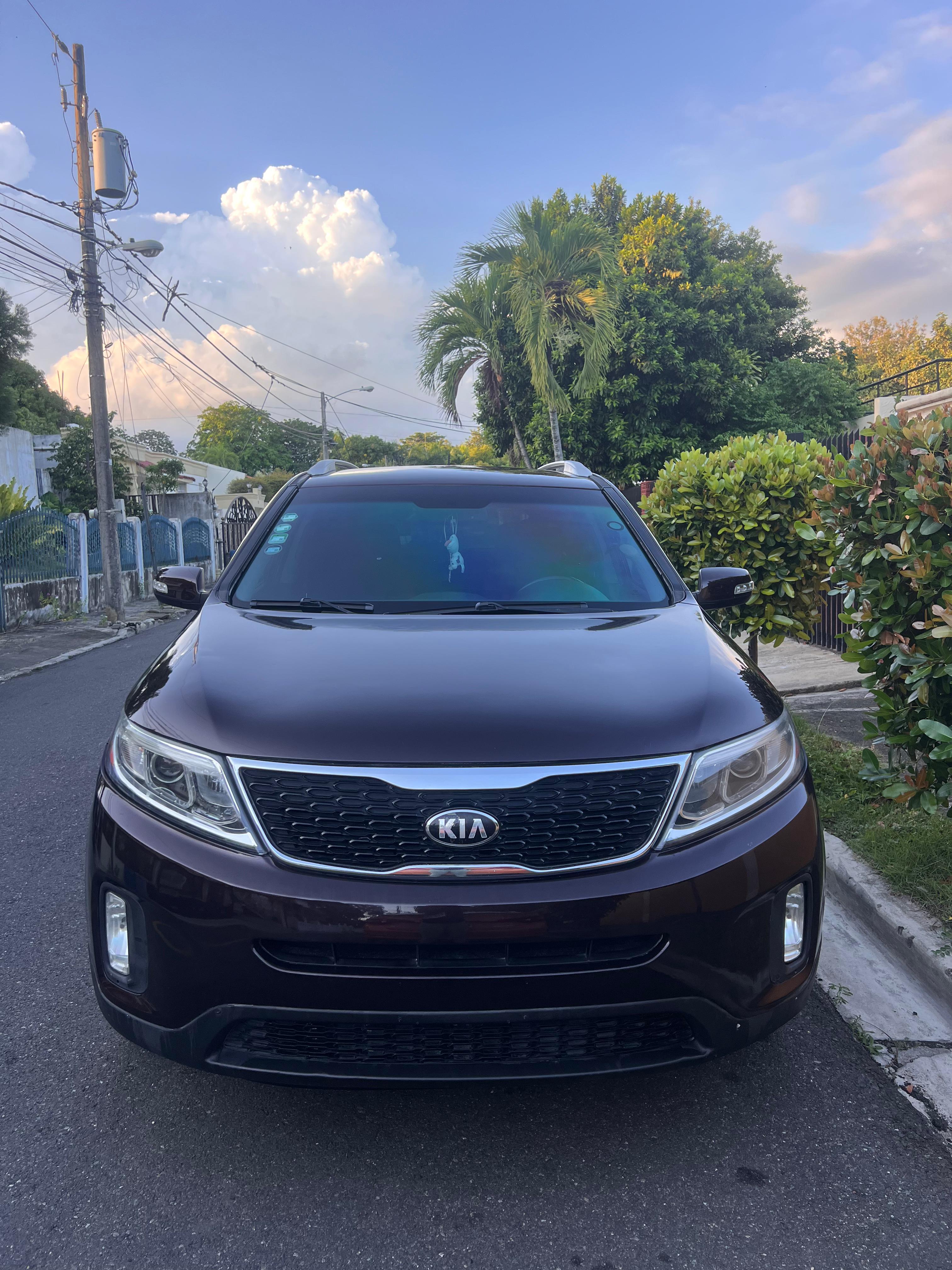 jeepetas y camionetas - kia sorento 2015 0