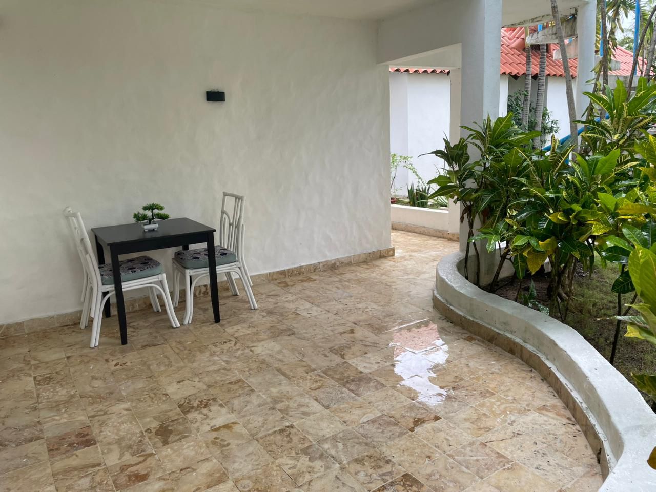 casas - Casa de dos niveles con una excelente ubicacion en 4