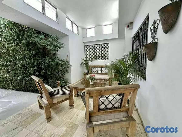 oficinas y locales comerciales - EN VENTA O ALQUILER Casa en los prados  2