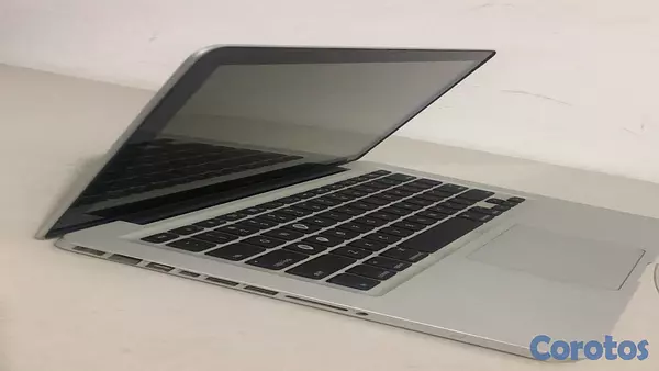 computadoras y laptops - MacBook Pro 13 pulgadas 10 RAM 256 SSD año 2011 5