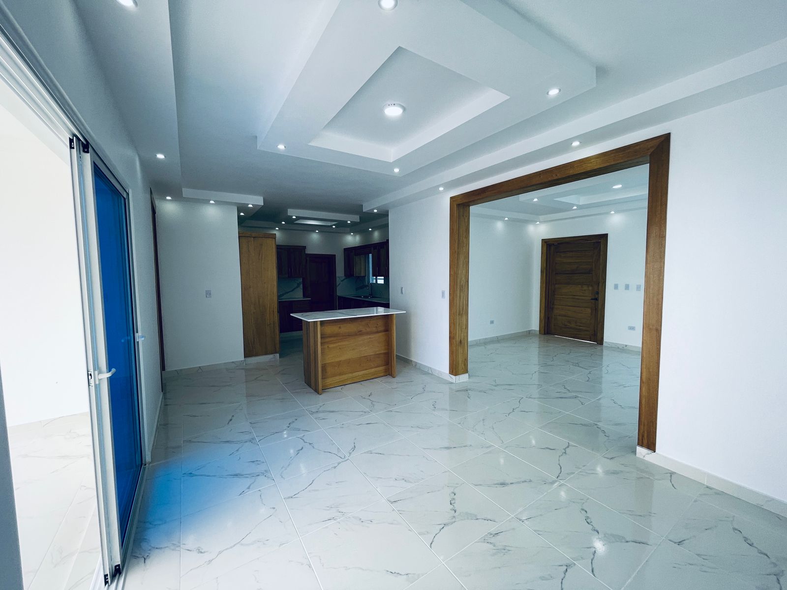 casas - 🏡 Casa Moderna y Espaciosa en Torre Alta –  3