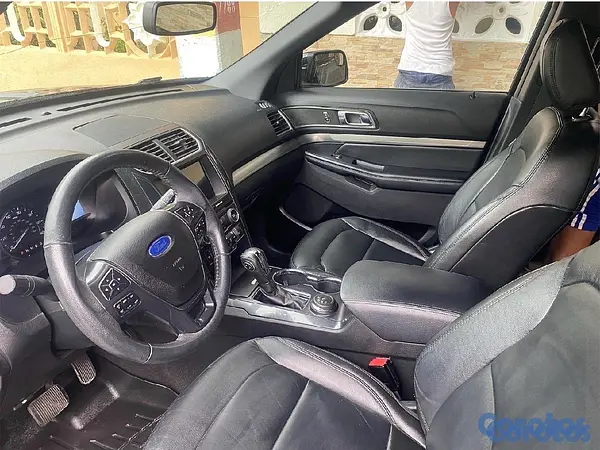 jeepetas y camionetas - Ford Explorer XLT 2018 4x4

 5
