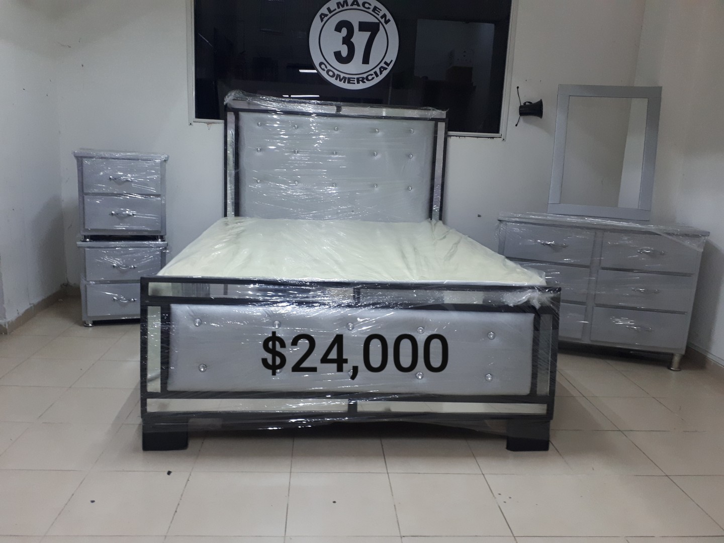 muebles y colchones - Juego de Habitación Gris con Colchon Incluido
 0
