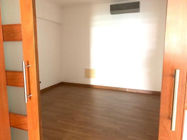 apartamentos - Alquiler de apartamento en la esperilla de 3 habitaciones 5