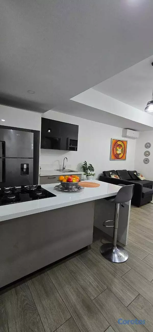 apartamentos - Alquilo Apto en 4to piso en Mirador Norte c/balcón 6