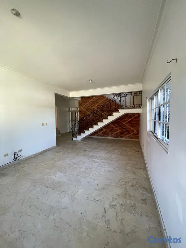 casas - CASA EN VENTA - Altos de Arroyo Hondo 3ro 7