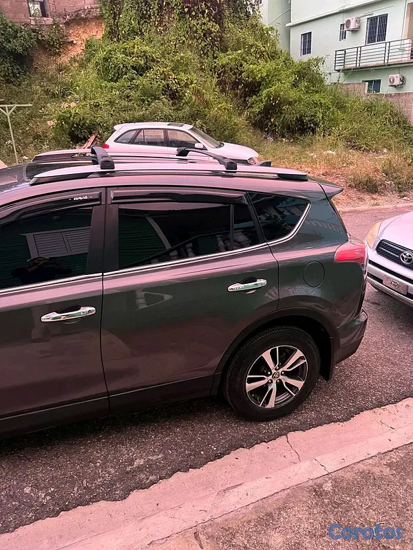 jeepetas y camionetas - Toyota rav4 2017 xle  16
