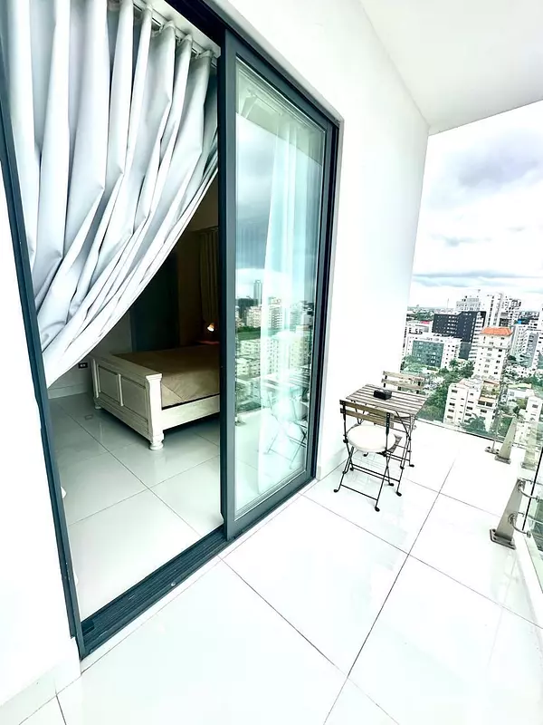 apartamentos - Apartamento en Venta en el Ensanche Paraíso 2 Hab. 10